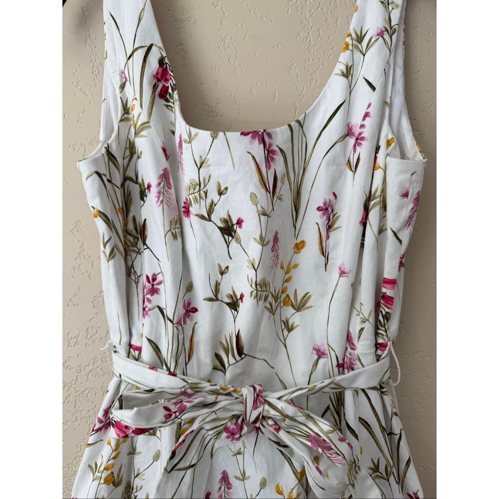 Gal Meets Glam Petal Dress - Picture 4 of 9